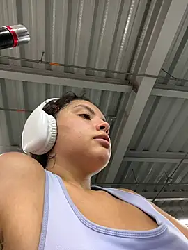 Snapshot of Nathcurly_ chatting on February 16, 2025, 6:10 am Nathcurly online show from February 16, 2025, 6:10 am