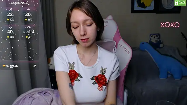 Snapshot of LeahGottty chatting on February 6, 2025, 5:25 am LeahGottty online show from February 6, 2025, 5:25 am