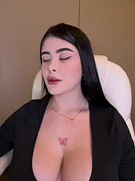 Snapshot of misslollipop04 chatting on January 14, 2026, 3:34 am misslollipop04 online show from January 14, 2026, 3:34 am