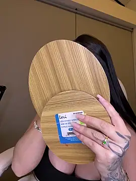 Snapshot of misslollipop04 chatting on February 12, 2026, 4:51 am misslollipop04 online show from February 12, 2026, 4:51 am