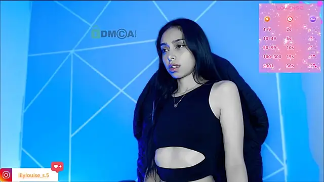 lilylouisee online show from March 15, 2026, 11:22 pm