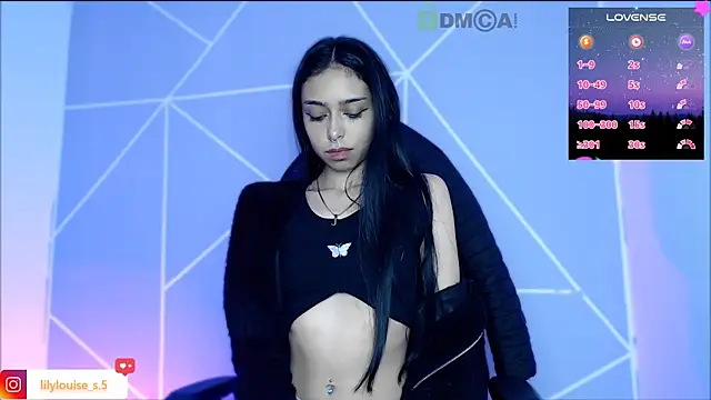 lilylouisee online show from March 27, 2026, 3:56 pm