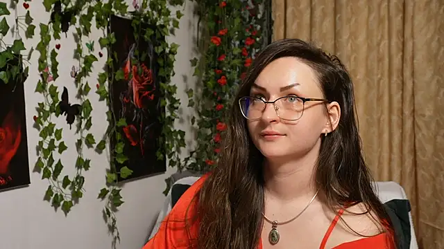 Snapshot of NaughtYHomemadE chatting on September 26, 2025, 11:58 am NaughtYHomemadE online show from September 26, 2025, 11:58 am