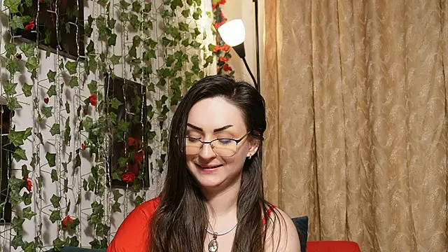 Snapshot of NaughtYHomemadE chatting on February 9, 2026, 6:50 am NaughtYHomemadE online show from February 9, 2026, 6:50 am