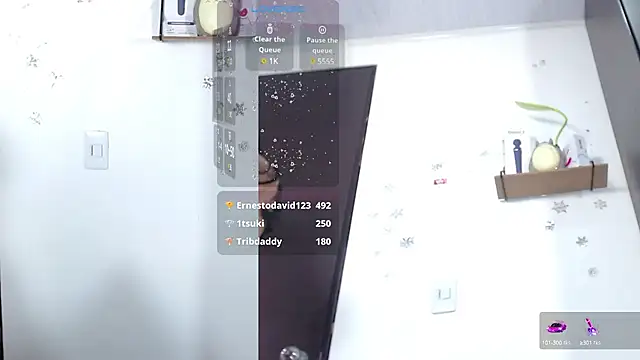 Snapshot of Anni_foxi chatting on January 28, 2025, 11:50 pm Anni foxi online show from January 28, 2025, 11:50 pm