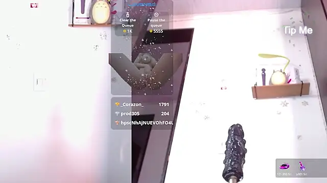 Snapshot of Anni_foxi chatting on February 21, 2025, 9:32 pm Anni foxi online show from February 21, 2025, 9:32 pm