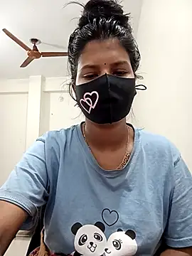 Snapshot of Anusri- chatting on December 18, 2025, 6:03 pm Anusri- online show from December 18, 2025, 6:03 pm