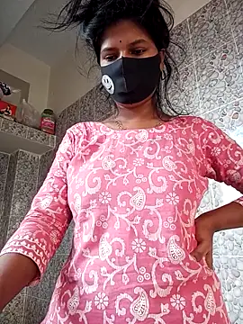 Snapshot of Anusri- chatting on December 22, 2025, 8:44 am Anusri- online show from December 22, 2025, 8:44 am