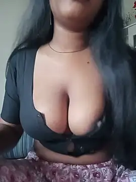 Snapshot of Anusri- chatting on July 4, 2026, 11:44 pm Anusri- online show from July 4, 2026, 11:44 pm