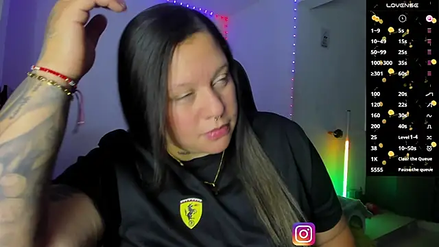 mariana maze online show from February 3, 2026, 5:38 am