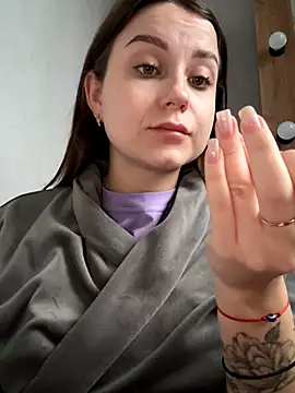 ellie ssexy online show from October 23, 2025, 4:12 am