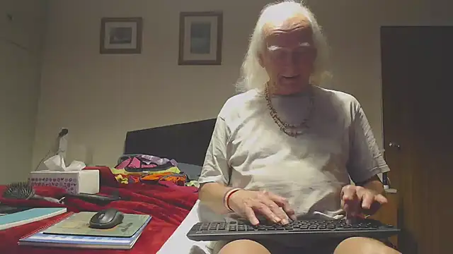 WaverlyKernow online show from December 21, 2025, 3:08 pm