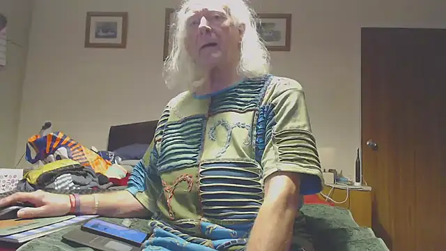 WaverlyKernow online show from February 12, 2026, 4:35 pm