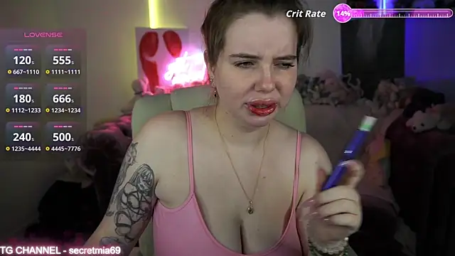 Snapshot of SecretDesireMe chatting on November 2, 2025, 9:39 pm SecretDesireMe online show from November 2, 2025, 9:39 pm