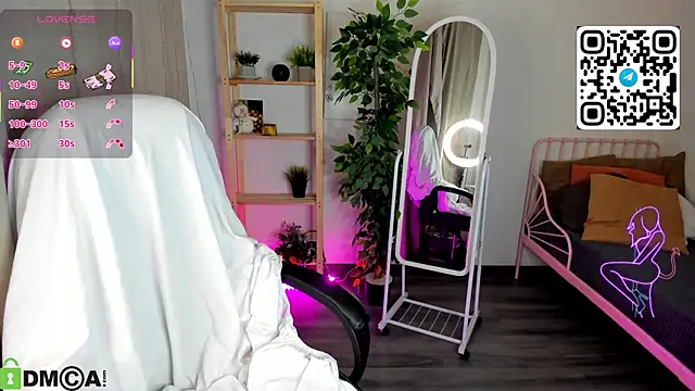 Aly Alyc online show from March 30, 2026, 12:00 am