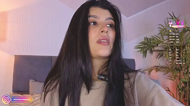 missatenea online show from February 13, 2026, 1:51 pm