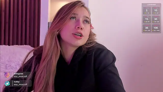 Snapshot of lilith_gray9 chatting on January 28, 2025, 12:11 pm lilith gray9 online show from January 28, 2025, 12:11 pm