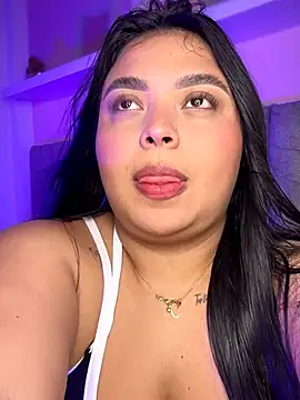 Emily cooper20 online show from March 26, 2026, 2:39 am