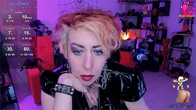 GinaMiracle online show from November 18, 2025, 10:36 pm