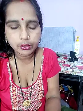 reemacouple007 online show from February 25, 2026, 5:22 pm