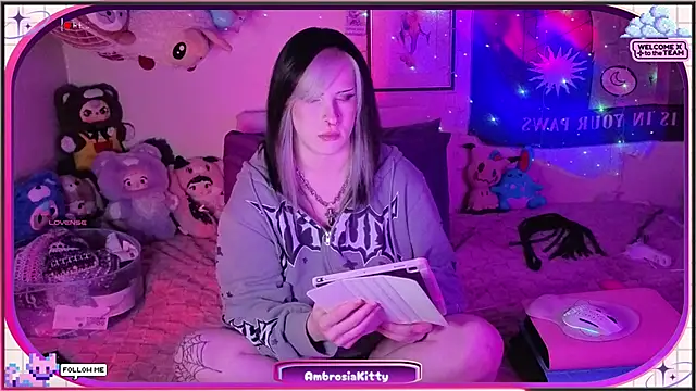 AmbrosiaKitty online show from May 28, 2026, 9:17 am