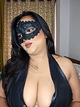 Snapshot of Blossam_07 chatting on May 20, 2026, 12:50 am Blossam 07 online show from May 20, 2026, 12:50 am