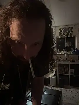 BobbyQ29 online show from February 25, 2026, 3:27 am