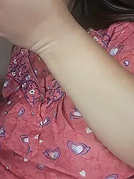 Ravina patil1 online show from February 5, 2025, 10:41 am