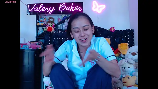 ValeryBaker  online show from November 26, 2025, 8:43 pm