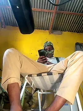 Maskman941 online show from October 28, 2025, 1:58 pm