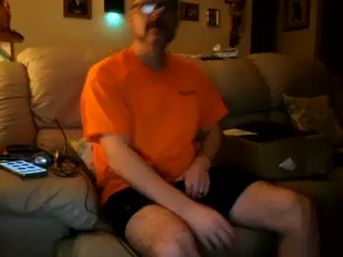 Snapshot of Billythekidd1978 chatting on March 13, 2025, 11:59 pm Billythekidd1978 online show from March 13, 2025, 11:59 pm