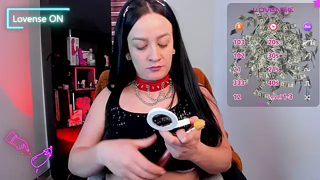 sara goodgirl13 online show from March 12, 2026, 5:19 pm