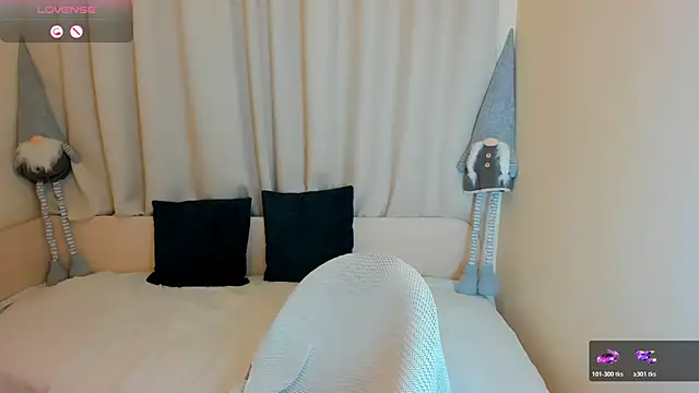 Anny Jey  online show from January 5, 2026, 8:45 pm