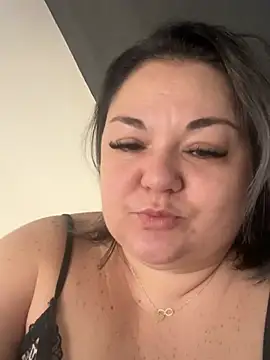 MikyVesela online show from February 19, 2026, 8:32 am