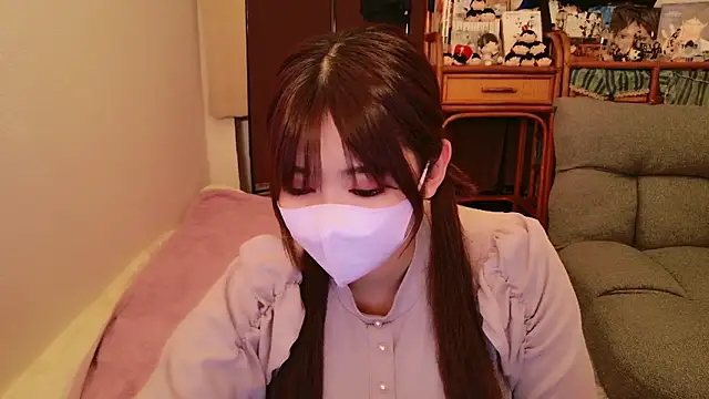 Snapshot of Megu_Melon chatting on October 18, 2025, 8:26 am Megu Melon online show from October 18, 2025, 8:26 am