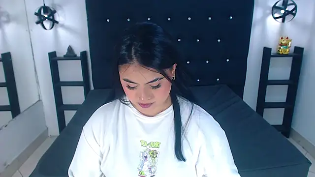 Snapshot of Mels_ chatting on February 10, 2025, 7:17 pm Mels online show from February 10, 2025, 7:17 pm