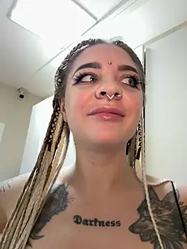 TwixCouple online show from January 9, 2026, 1:03 pm