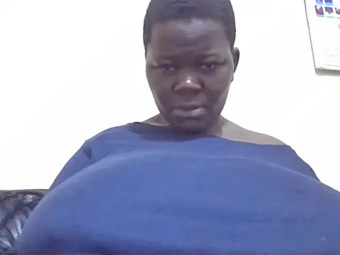 pritty-leila online show from April 21, 2026, 11:07 pm