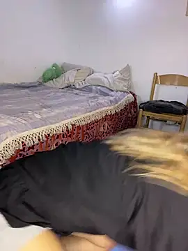 Snapshot of FlorBich chatting on February 13, 2026, 10:39 pm FlorBich online show from February 13, 2026, 10:39 pm