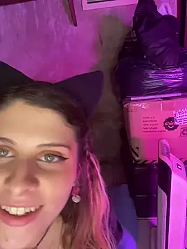 FlorBich online show from April 14, 2026, 7:03 am