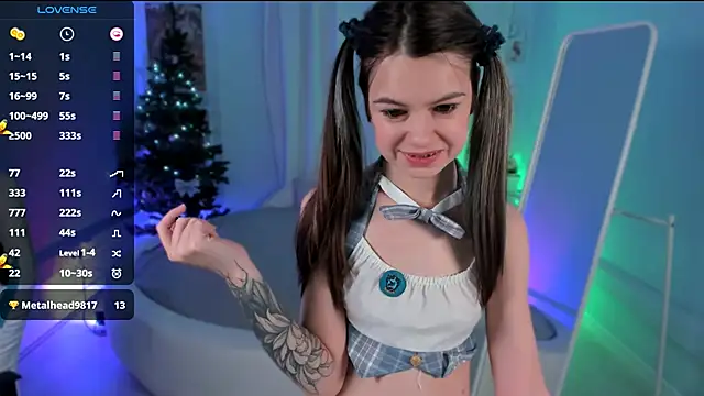 Snapshot of Lil_Amelie chatting on December 13, 2024, 5:21 pm Lil Amelie online show from December 13, 2024, 5:21 pm