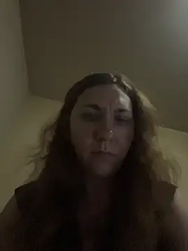 JasmineGlamour online show from December 20, 2025, 6:48 pm