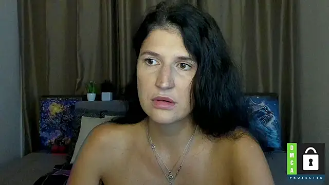 Snapshot of Alianna_Solo_Kisses chatting on September 11, 2025, 11:21 am Alianna Solo Kisses online show from September 11, 2025, 11:21 am