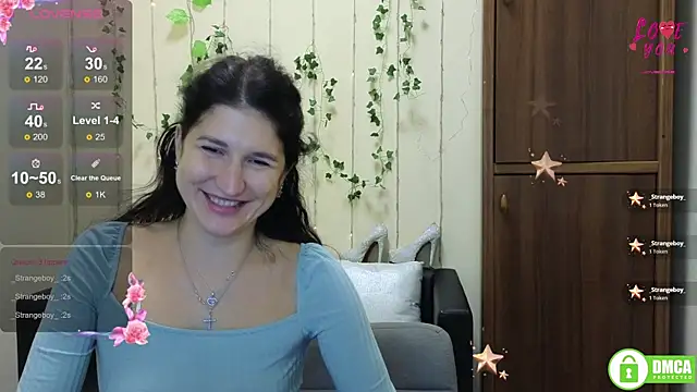 Snapshot of Alianna_Solo_Kisses chatting on October 19, 2025, 11:22 am Alianna Solo Kisses online show from October 19, 2025, 11:22 am