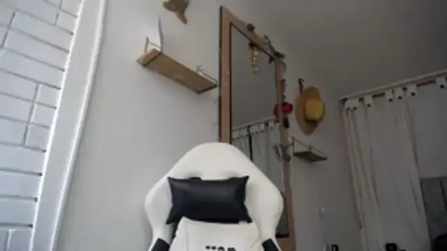 Valerioe online show from January 7, 2026, 2:08 pm