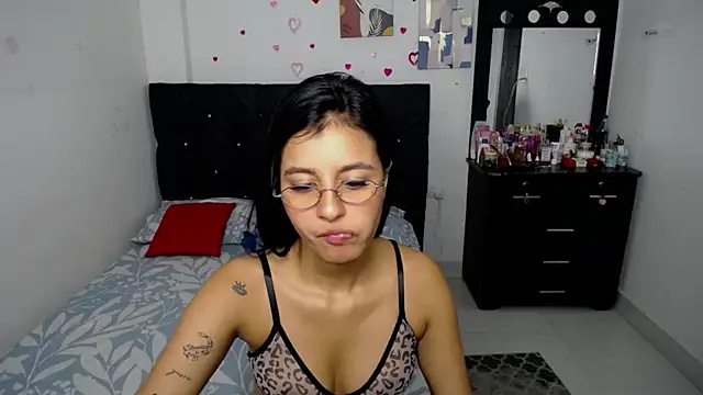 floweer  online show from October 23, 2025, 3:00 pm