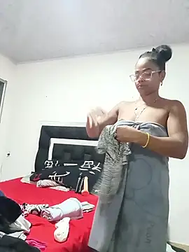 Melanie candy  online show from March 15, 2026, 12:49 am