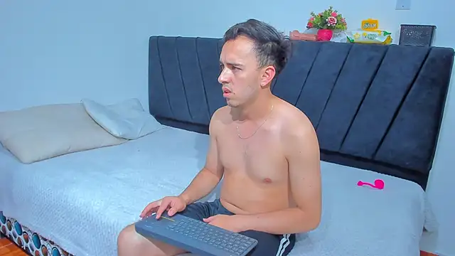 big-dicktop23 online show from October 9, 2025, 11:14 pm