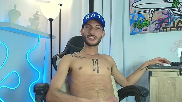 Sxxthiago online show from July 5, 2026, 8:43 am