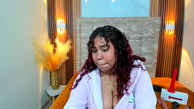 Snapshot of Lizzie_Williams_ chatting on February 5, 2025, 7:18 am Lizzie Williams online show from February 5, 2025, 7:18 am